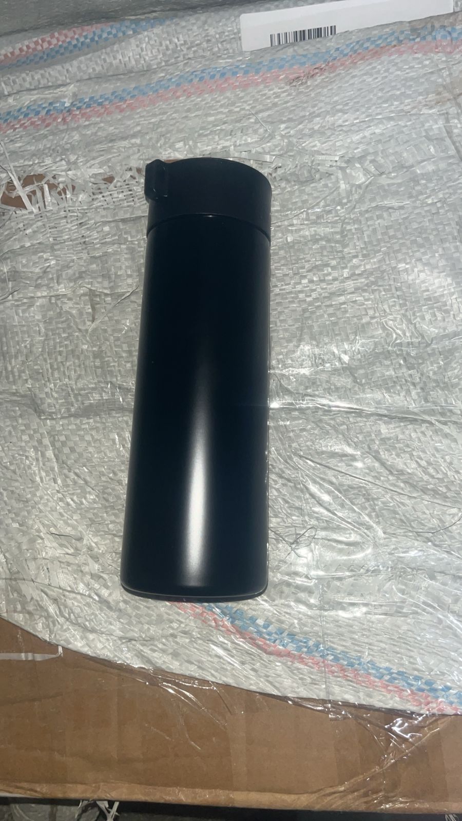 Vacuum Insulated Stainless Steel, Double walled (500 ML Approx / Mix Color & Design) Vacuum Insulated Stainless Steel, Double walled (500 ML Approx / Mix Color & Design)